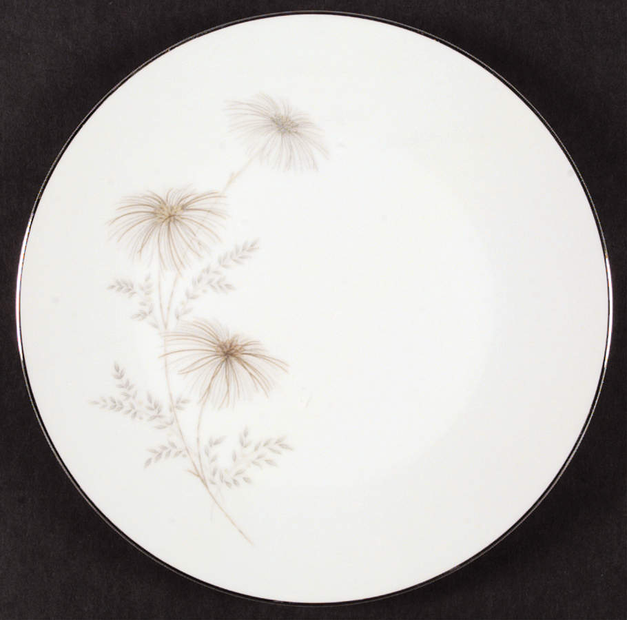 Bon Air Dinner Plate by Mikasa-1