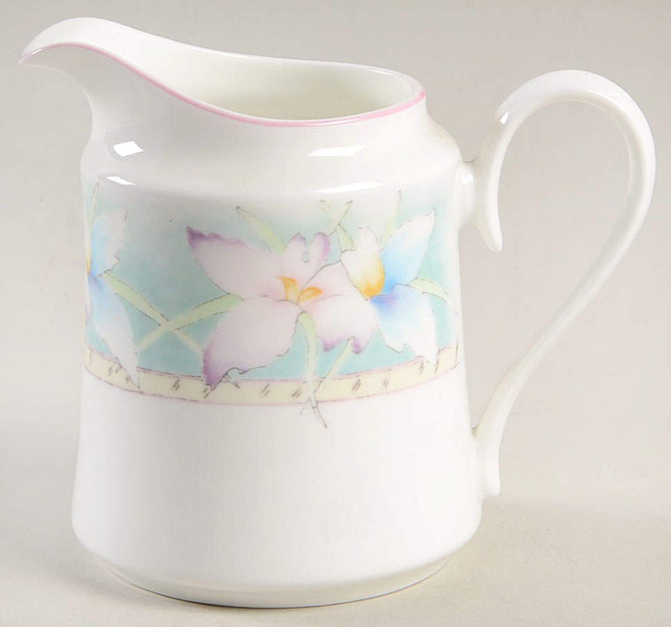 Bonne Fleur Creamer by Mikasa-1