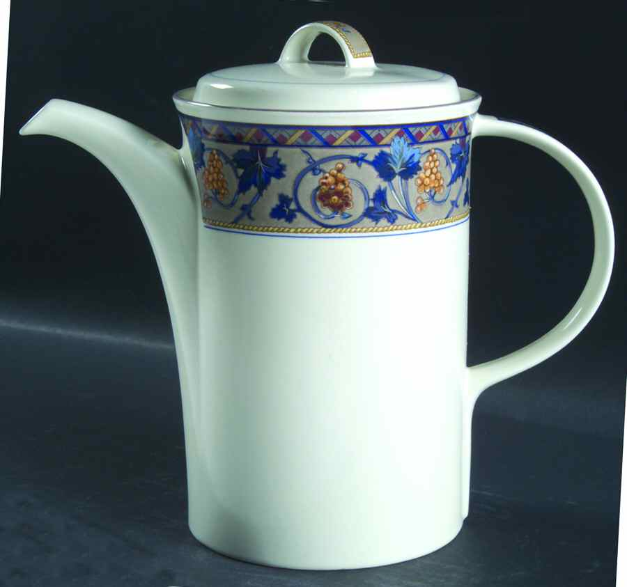 Bordeaux Coffee Pot & Lid by Mikasa-1
