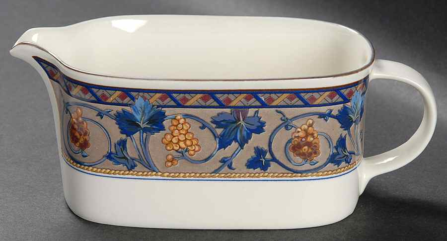 Bordeaux Gravy Boat by Mikasa-1