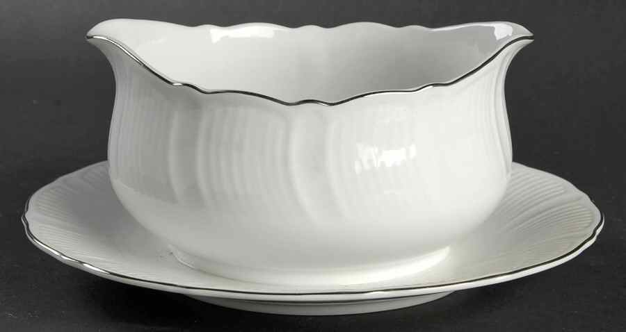 Borghese Gravy Boat with Attached Underplate by Mikasa-1