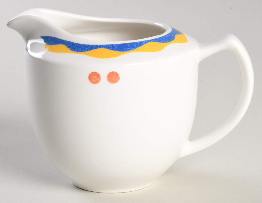 Bosa Nova Creamer by Mikasa-1