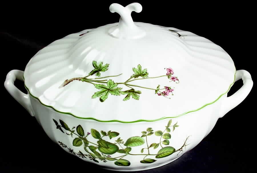 Botany 2.25 Qt Round Covered Casserole by Mikasa-1