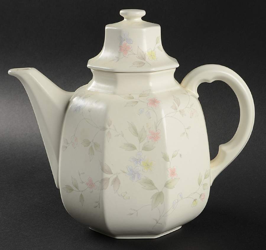 Boulton Coffee Pot & Lid by Mikasa-1