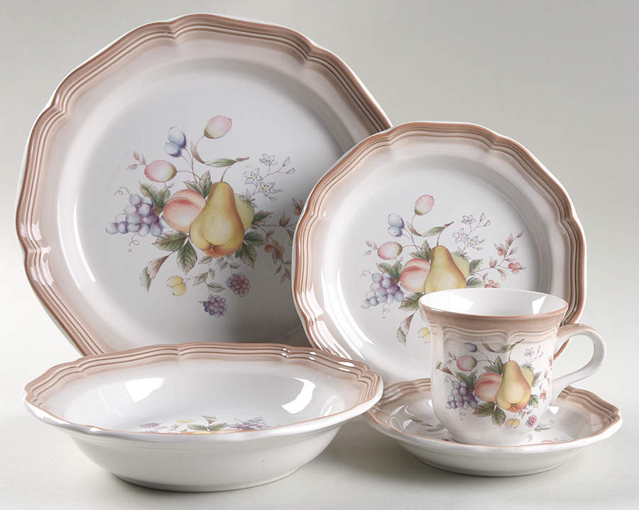 Bountiful 5 Piece Place Setting by Mikasa-1