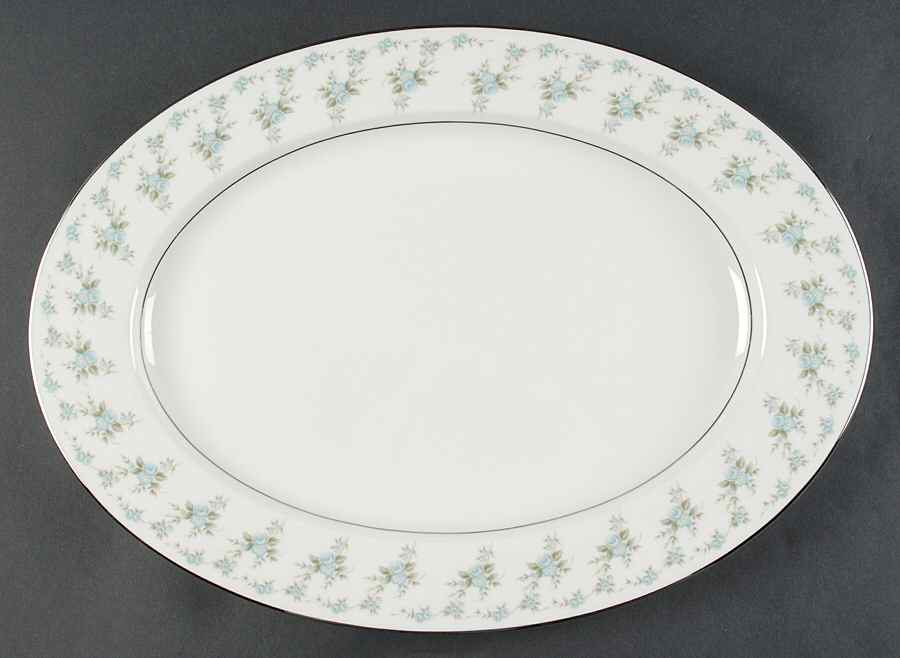 Brearley 17" Oval Serving Platter by Mikasa-1