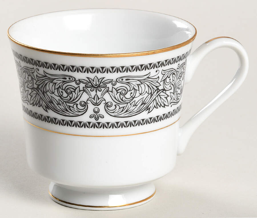 Brindisi Footed Cup by Mikasa-1