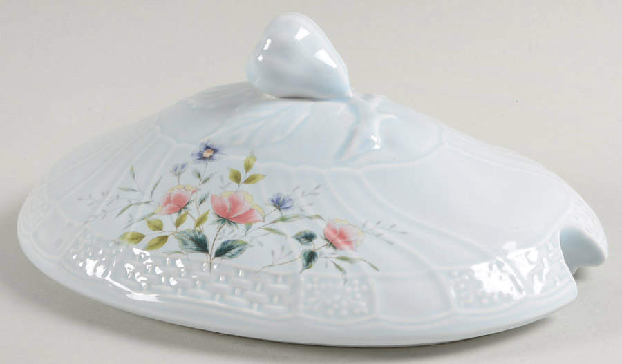 Brooke Lid for Tureen by Mikasa-1