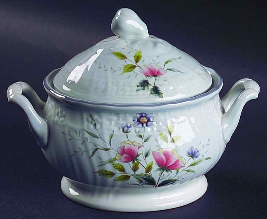 Brooke Sugar Bowl & Lid by Mikasa-1