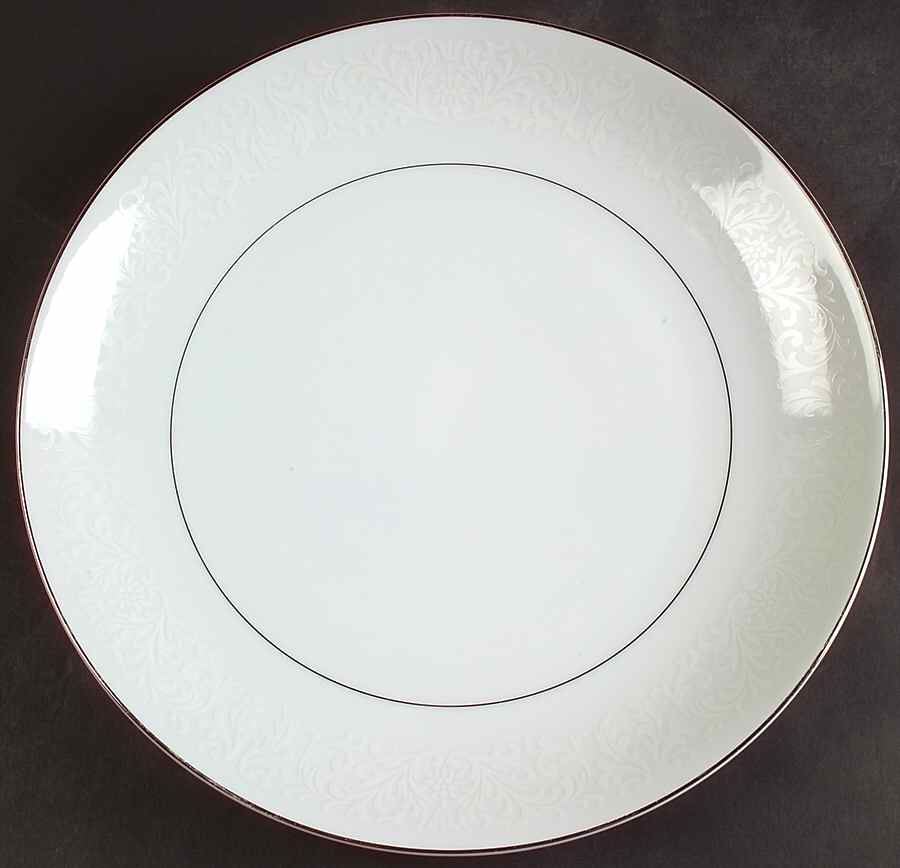 Bridal Veil 11" Chop Plate (Round Platter) by Mikasa-1