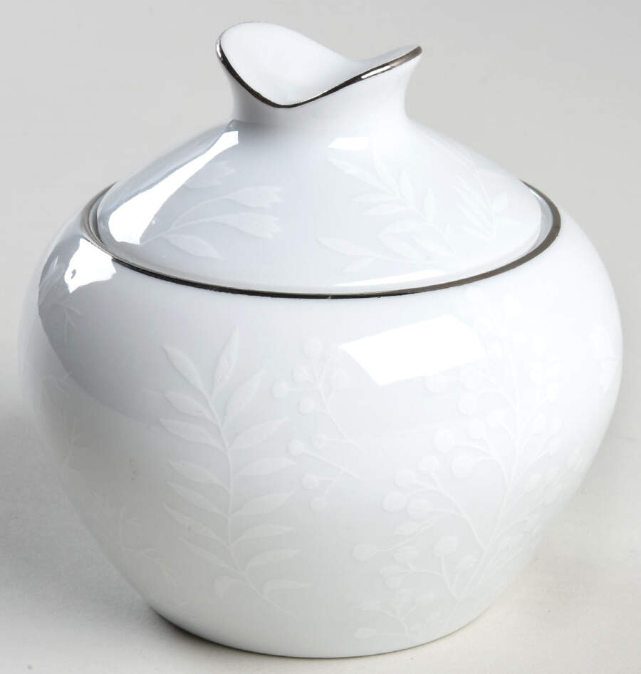 Bridal Veil Sugar Bowl & Lid by Mikasa-1