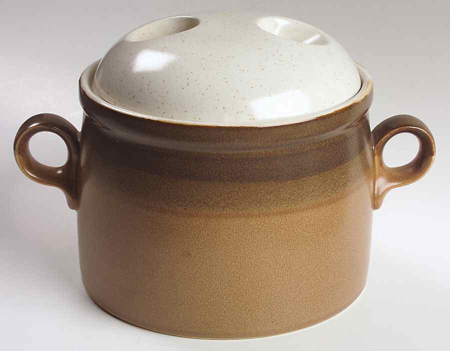 Buckskin Bean Pot & Lid by Mikasa-1