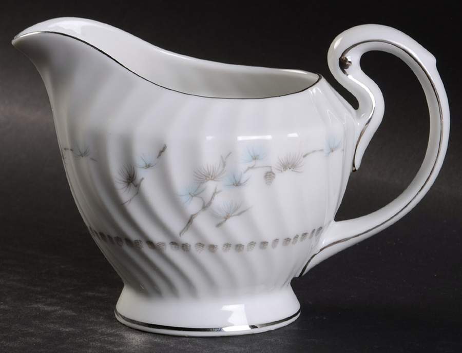 Buena Vista Creamer by Mikasa-1
