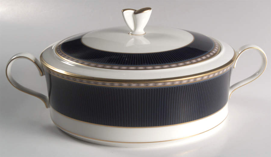 Castle Blue 2 Qt Round Covered Casserole by Mikasa-1