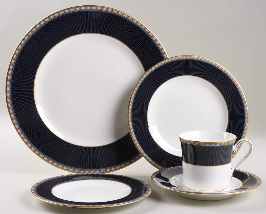 Castle Blue 5 Piece Place Setting by Mikasa-1