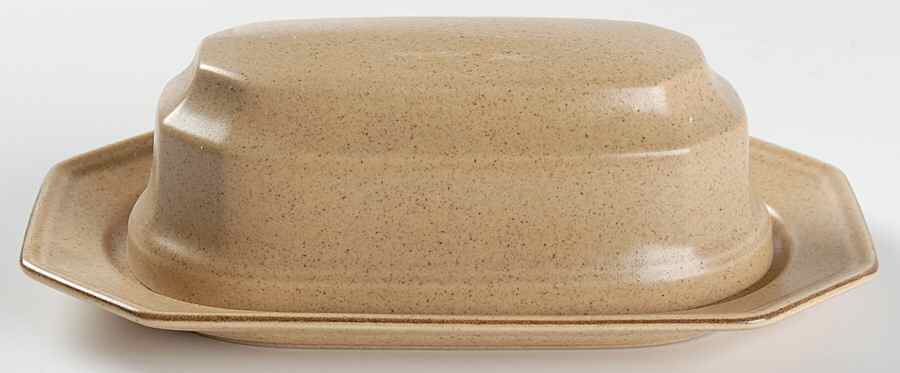 California Casuals 1/4 Lb Covered Butter by Mikasa-1