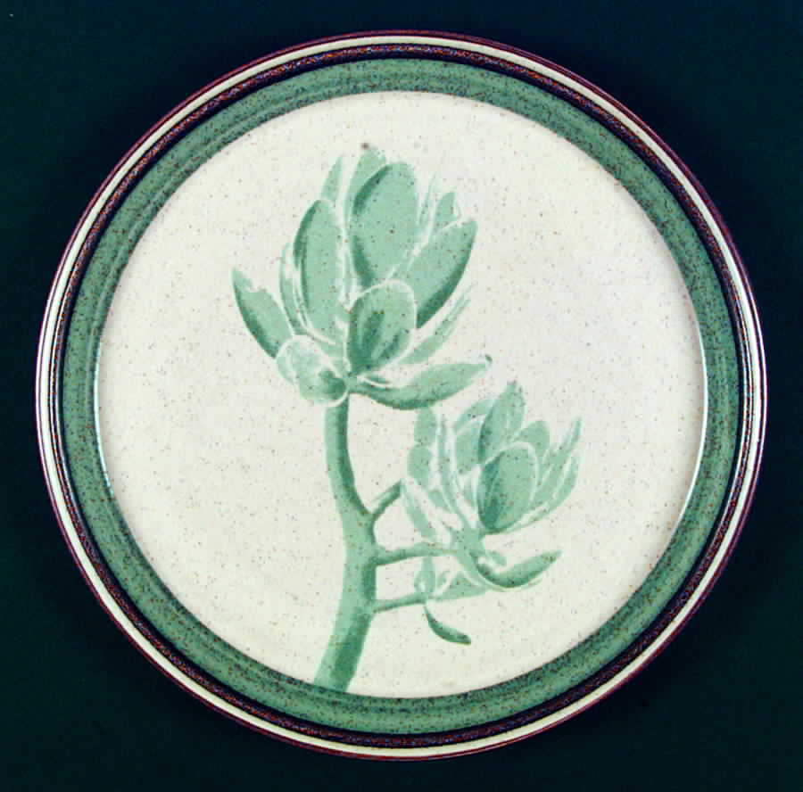 Cactus Flower Dinner Plate by Mikasa-1