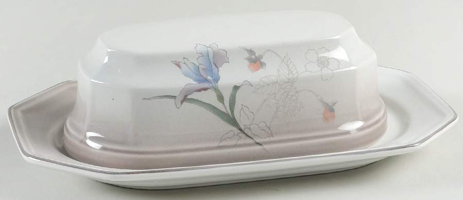 Casa Grande 1/4 Lb Covered Butter by Mikasa-1