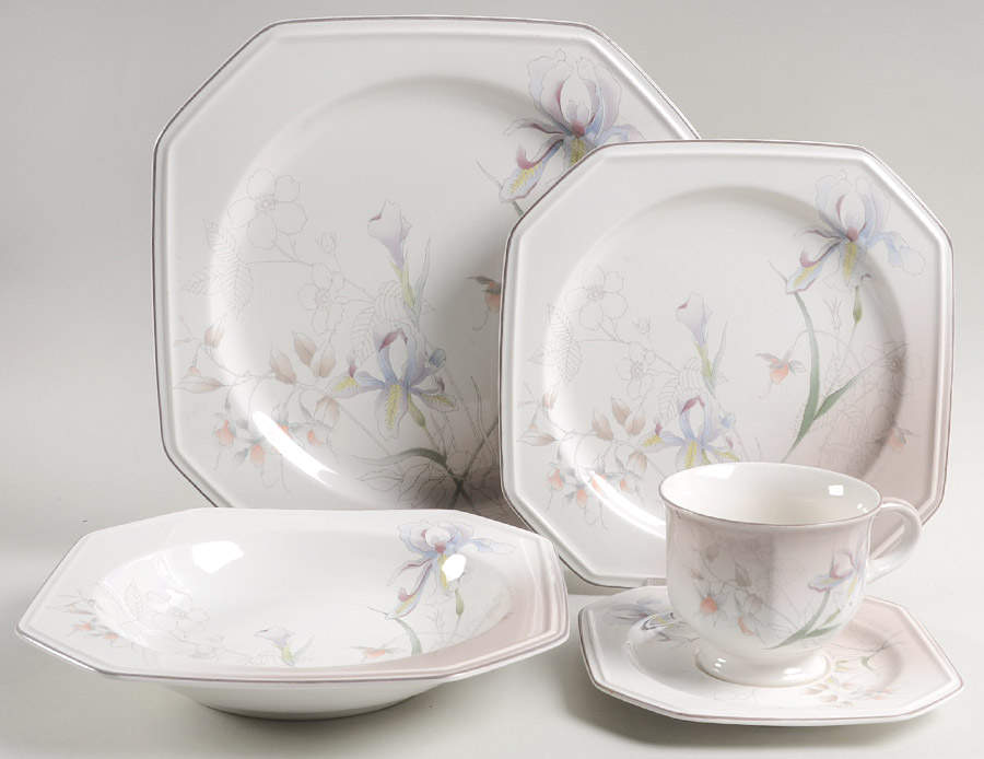 Casa Grande 40 Piece Estate Set by Mikasa-1