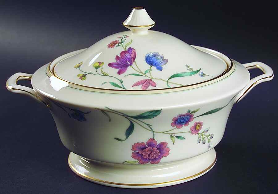Carnation Garden Round Covered Vegetable by Mikasa-1