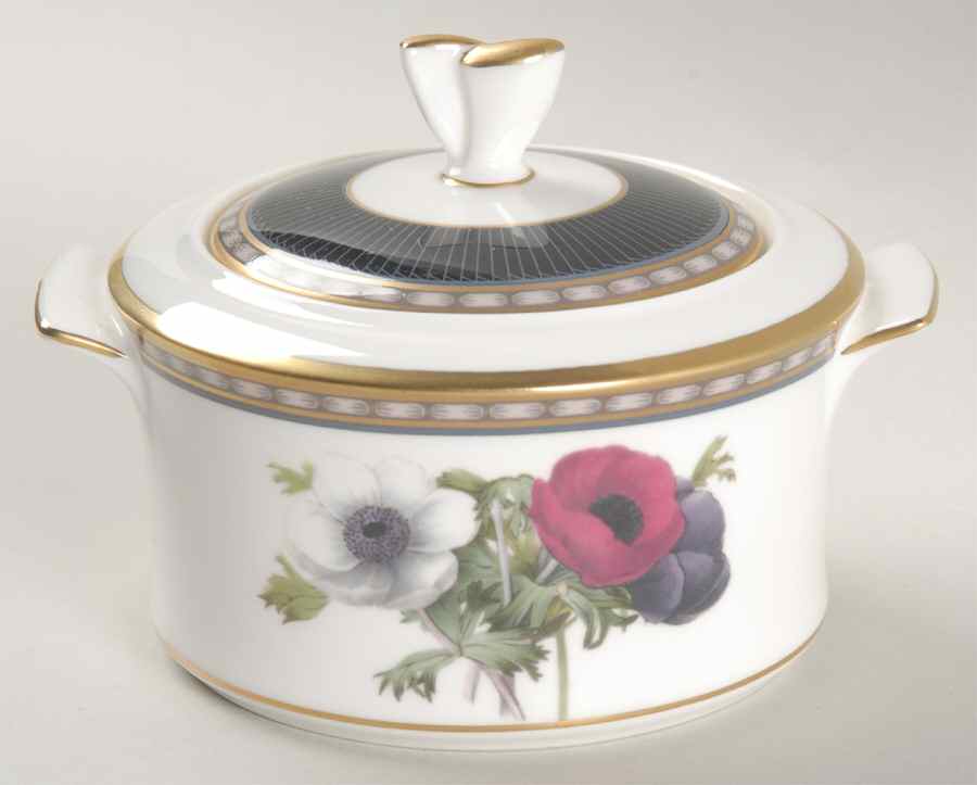 Castle Meadow Sugar Bowl & Lid by Mikasa-1