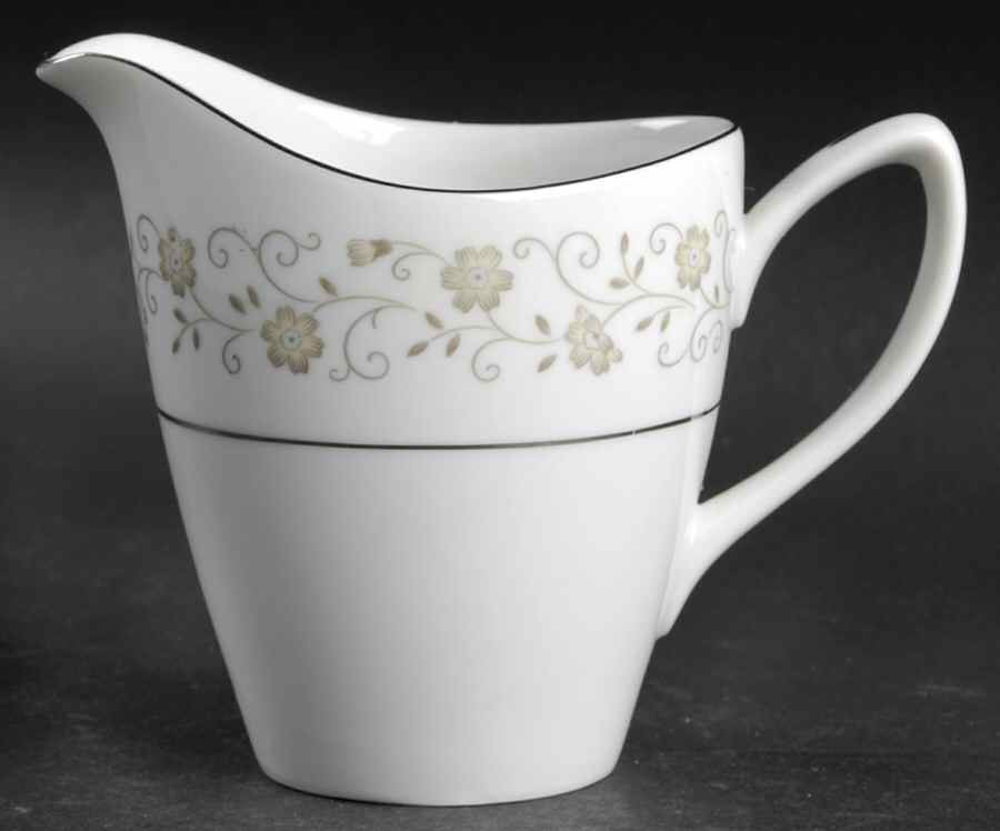 Cameo Creamer by Mikasa-1