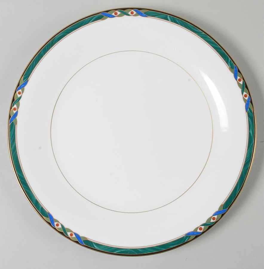 Campayne 12" Chop Plate (Round Platter) by Mikasa-1