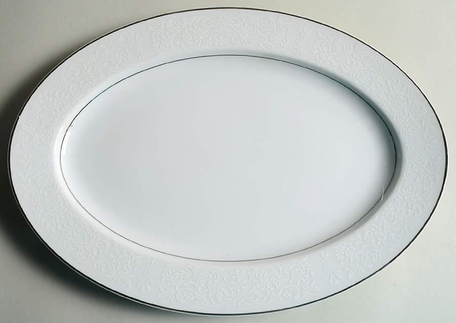 Candlelight 14" Oval Serving Platter by Mikasa-1