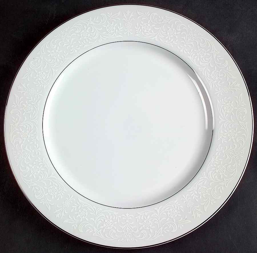 Candlelight Dinner Plate by Mikasa-1