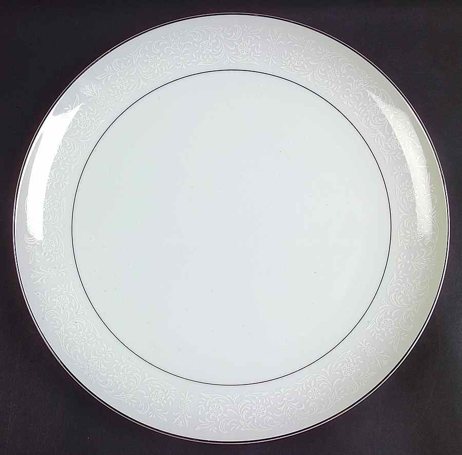 Candlelight 12" Chop Plate (Round Platter) by Mikasa-1