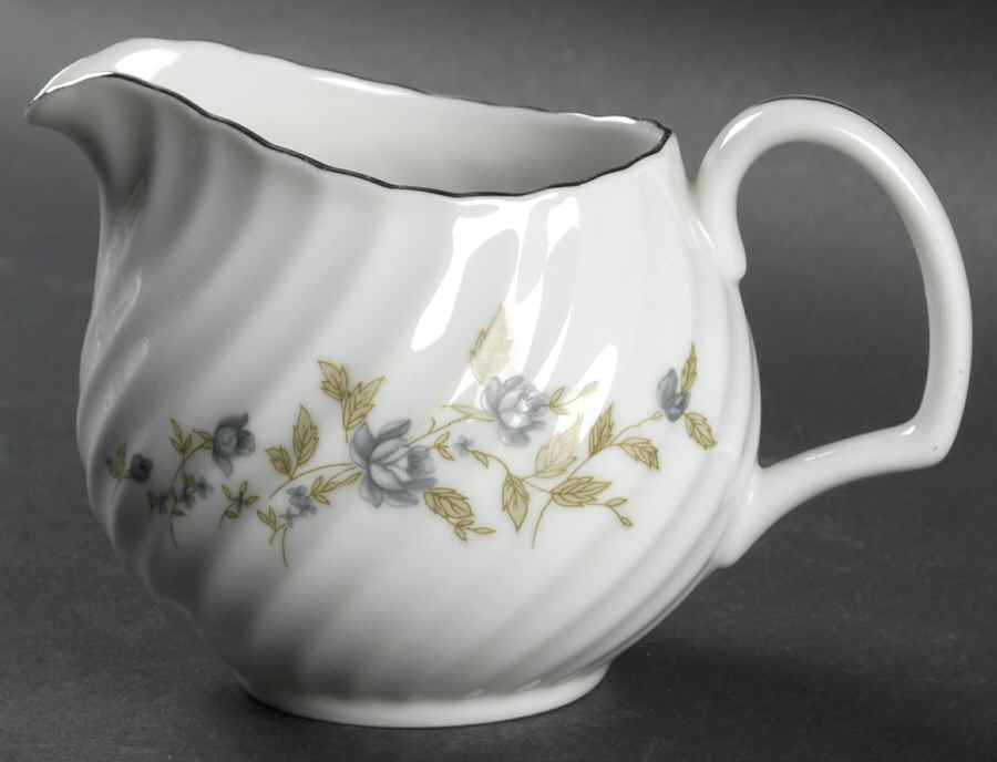 Cannes Creamer by Mikasa-1