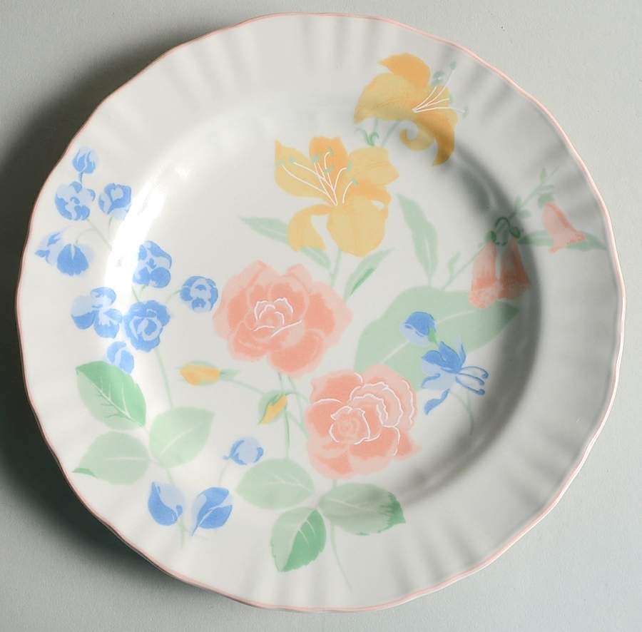 Cantata Salad Plate by Mikasa-1