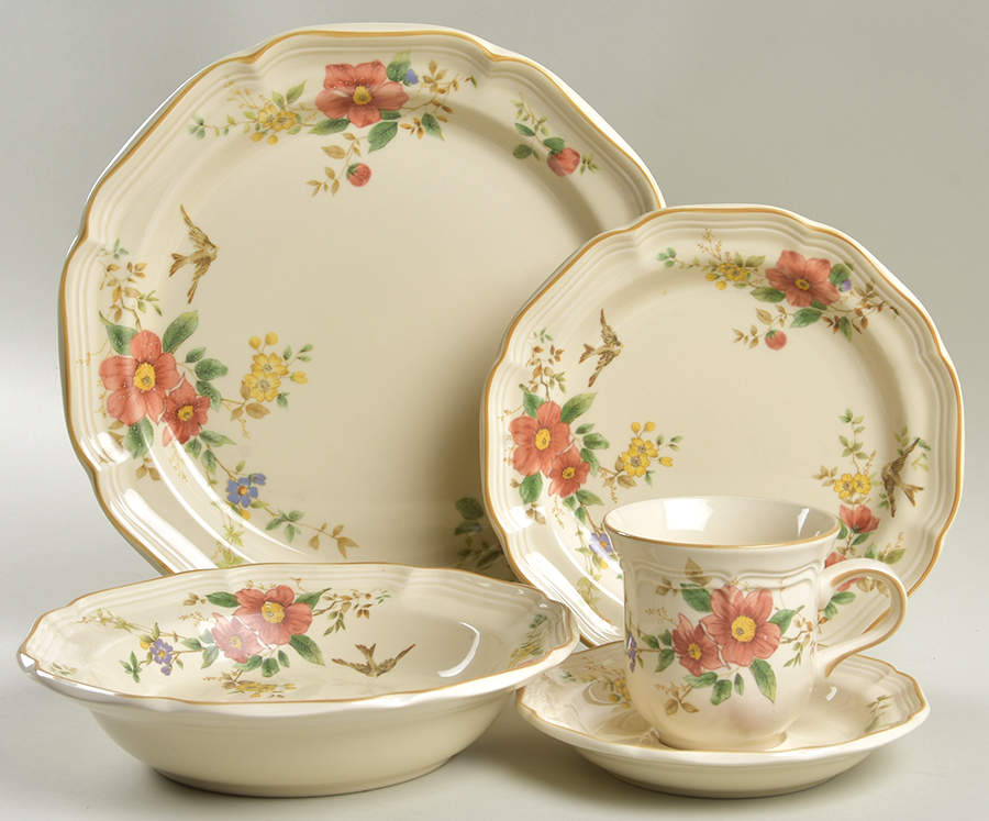 Capistrano 5 Piece Place Setting by Mikasa-1