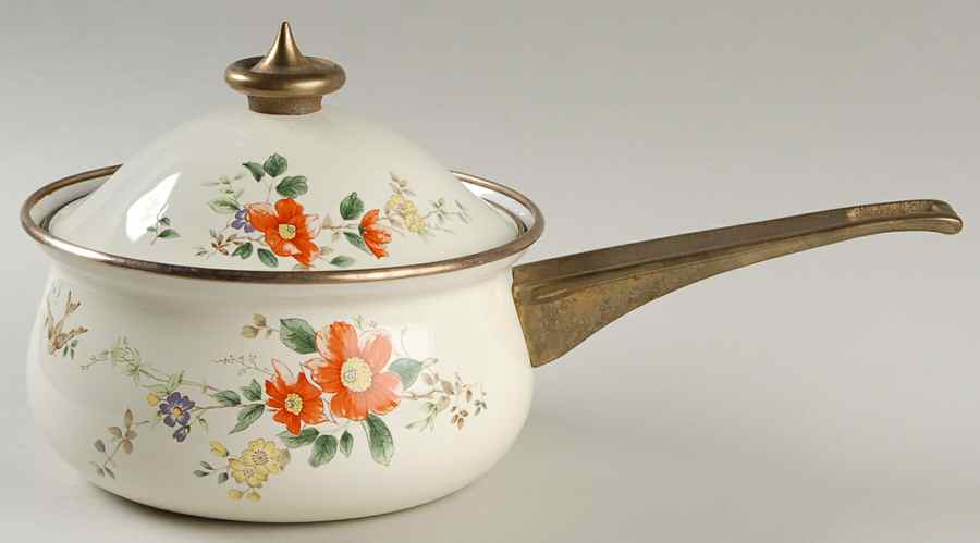 Capistrano 1.5 Quart Metal Covered Saucepan by Mikasa-1