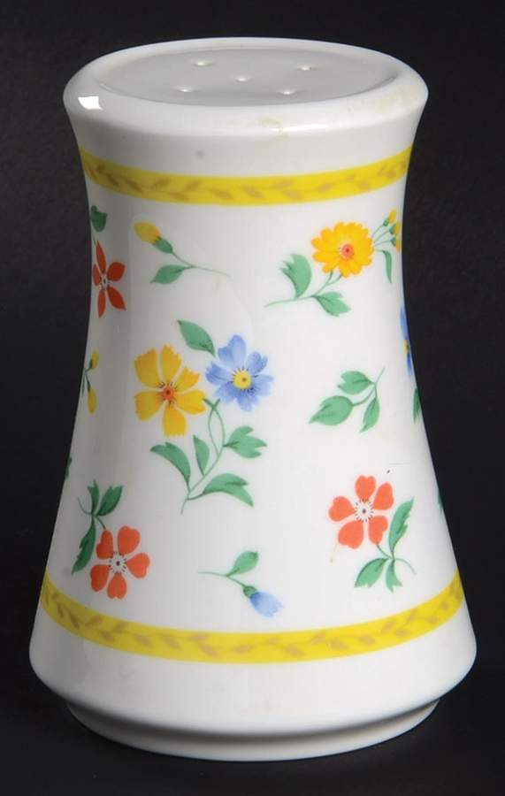 Carefree Pepper Shaker by Mikasa-1