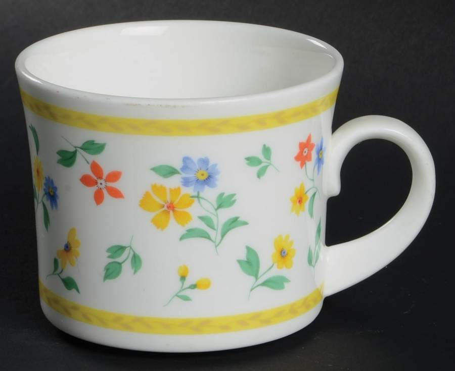Carefree Flat Cup by Mikasa-1