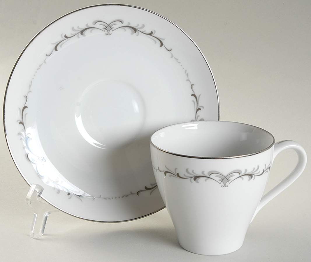 Carlsberg Flat Cup & Saucer Set by Mikasa-1