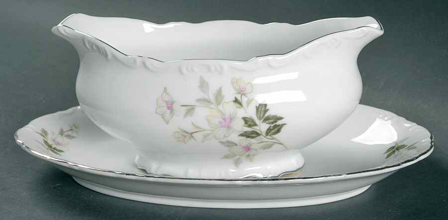 Carnegie Gravy Boat & Underplate by Mikasa-1