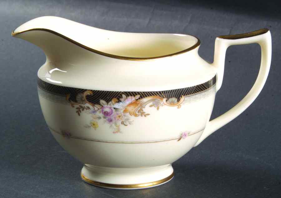 Castleview Creamer by Mikasa-1