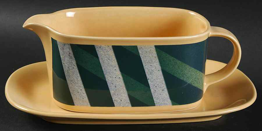 Chapperal Gravy Boat & Underplate by Mikasa-1