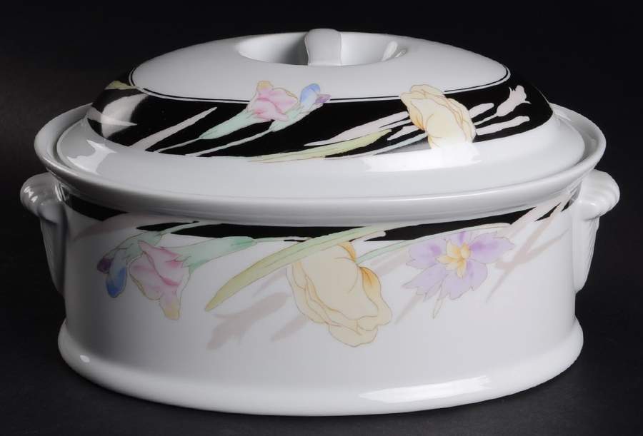 Charisma Black 2 Quart Oval Covered Casserole by Mikasa-1