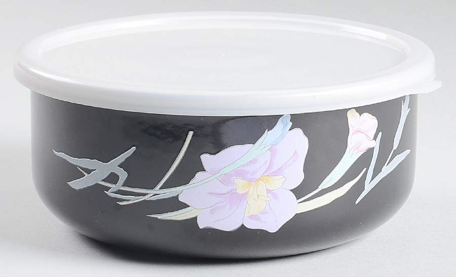 Charisma Black 71/4" Metal Bowl W/Plastic Lid by Mikasa-1