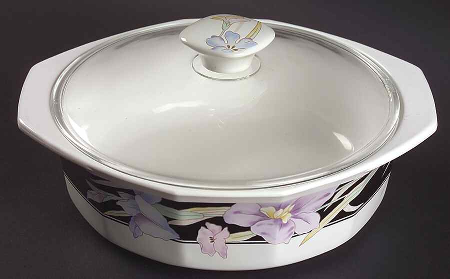 Charisma Black 1.25 Qt Round Covered Casserole by Mikasa-1