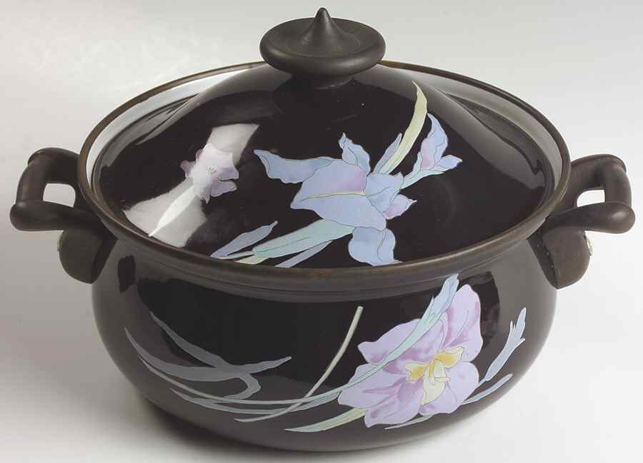 Charisma Black 2.5 Quart Metal Round Covered Casserole by Mikasa-1
