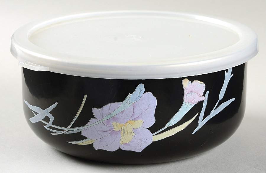 Charisma Black 6 5/8" Metal Bowl W/Plastic Lid by Mikasa-1