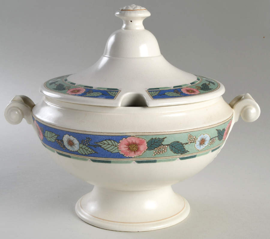 Chateau Tureen &  Lid by Mikasa-1