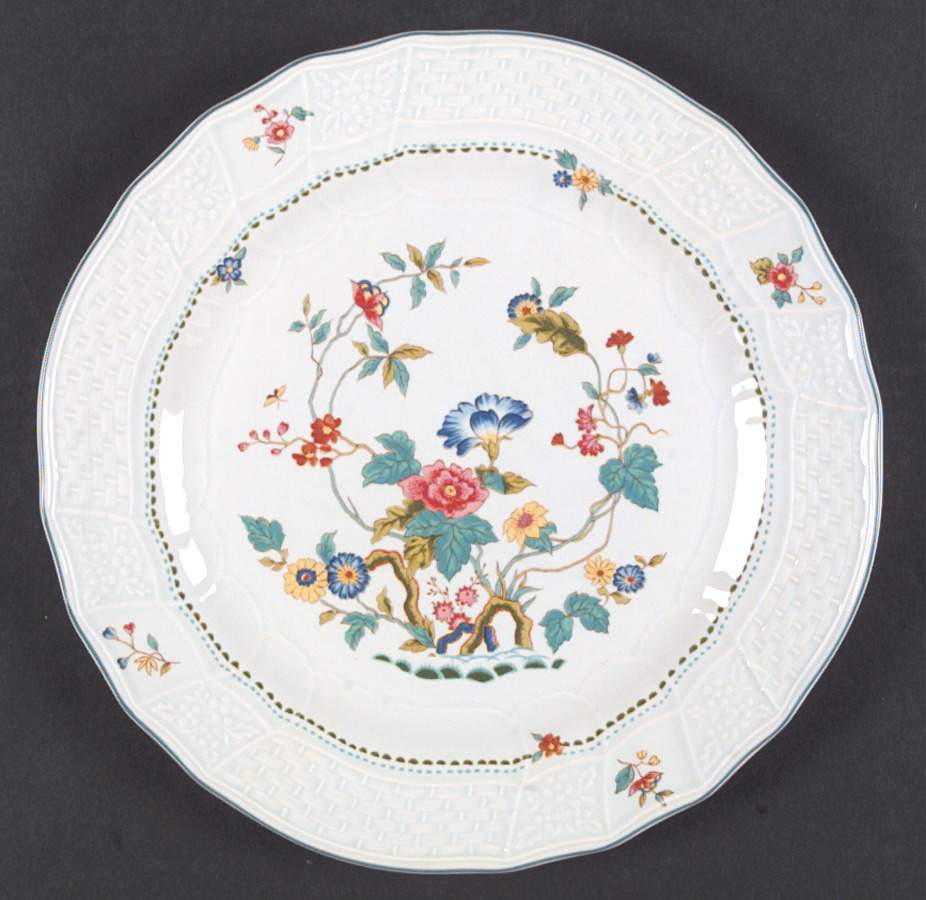Chelsea Dinner Plate by Mikasa-1