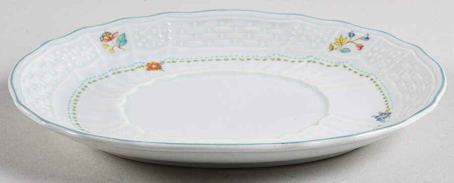 Chelsea Underplate for Gravy Boat by Mikasa-1