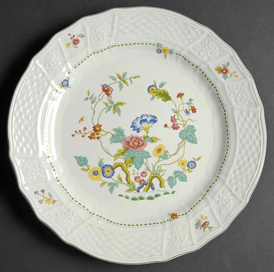 Chelsea 12" Chop Plate (Round Platter) by Mikasa-1