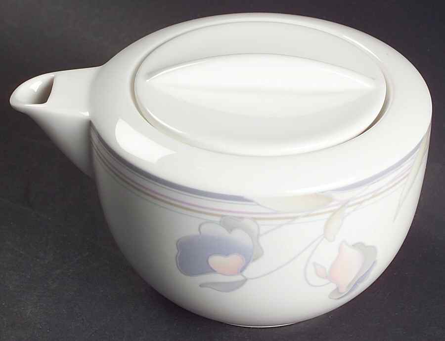Cheers Creamer & Lid by Mikasa-1